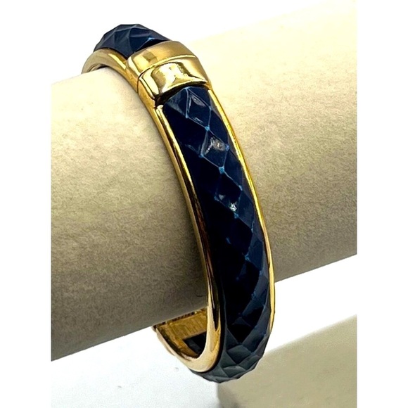 Handcrafted Multistrand Beaded Necklace & Gold-Tone Bangle Set - Picture 7 of 9